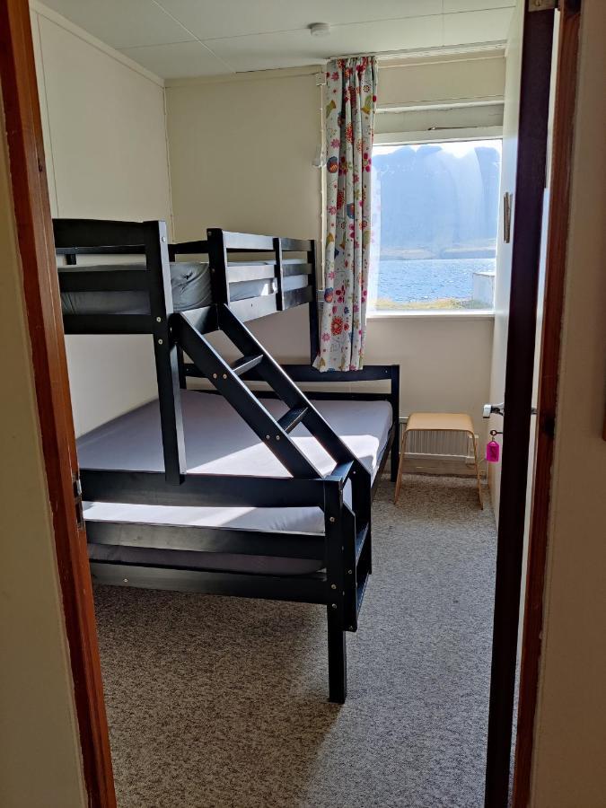 Solbrekka Guesthouse Mjoifjorthur Εξωτερικό φωτογραφία