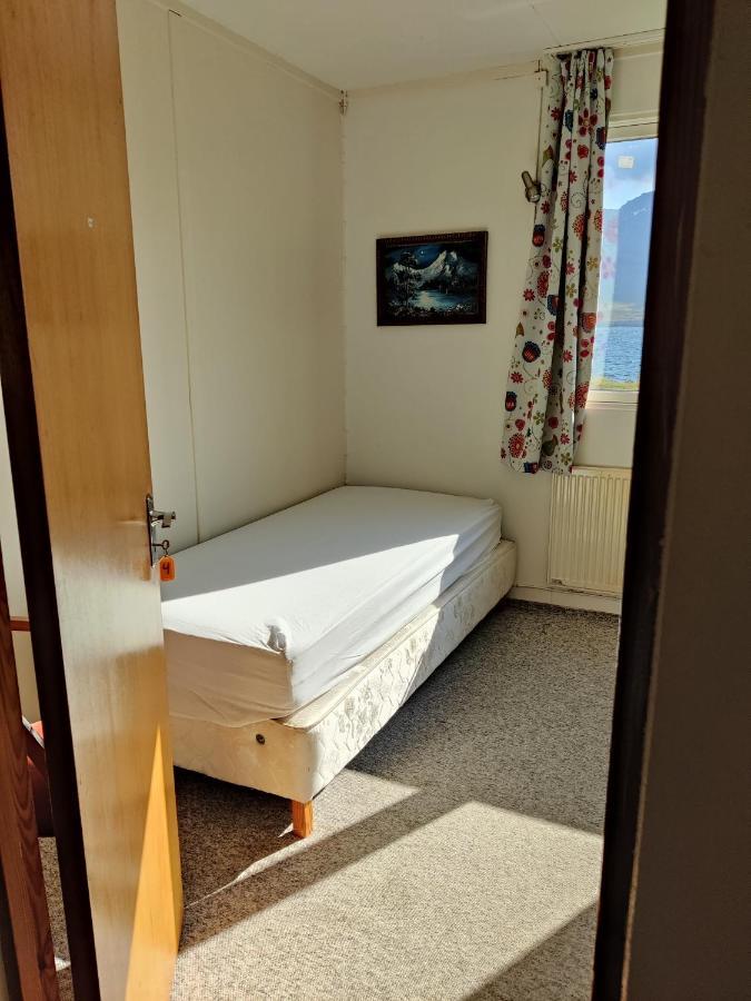 Solbrekka Guesthouse Mjoifjorthur Εξωτερικό φωτογραφία
